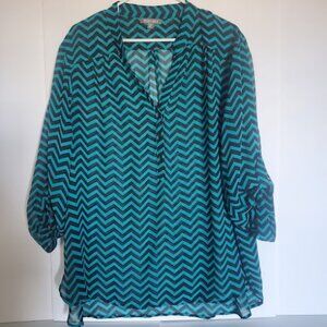 Roz & Ali Women's Size 3X Green Black Zigzag Sheer 3/4 Sleeve V-Neck Shirt